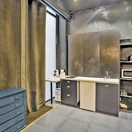 332 Grey - Superb In